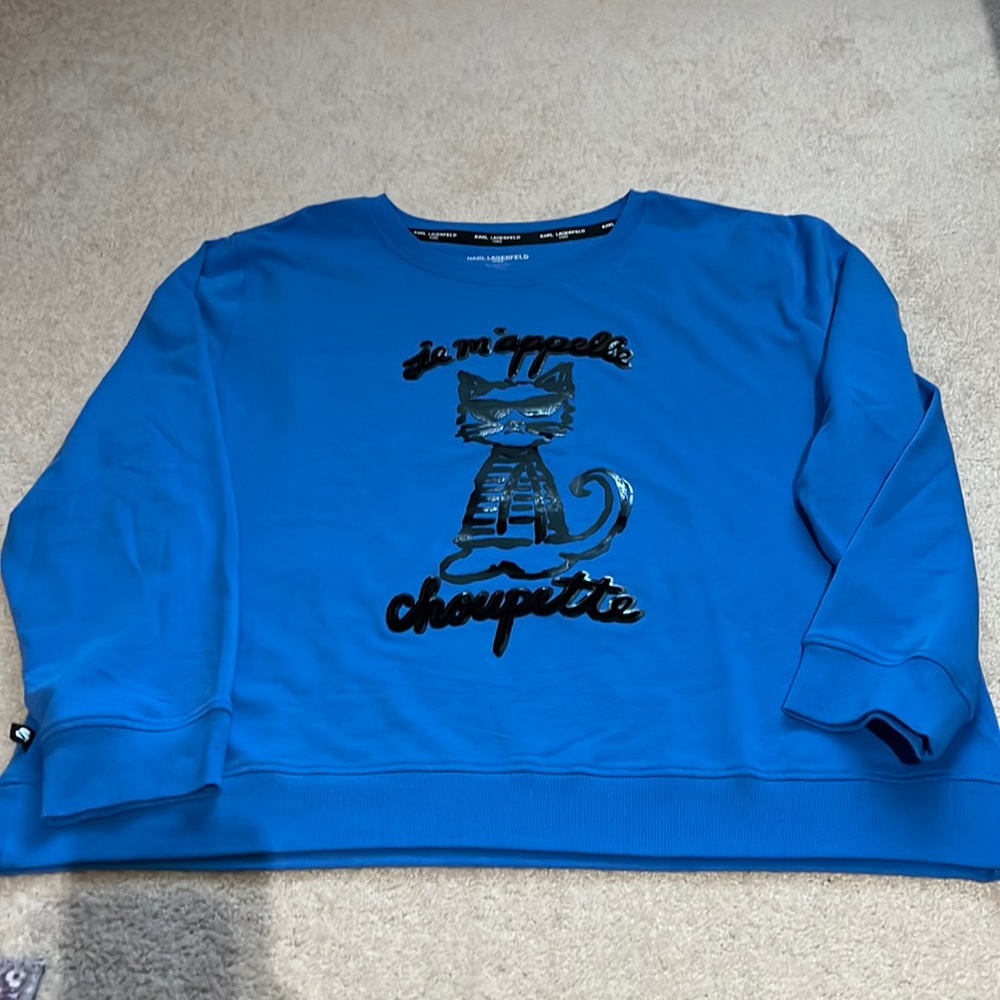 Karl Lagerfeld women’s XL lightweight crewneck